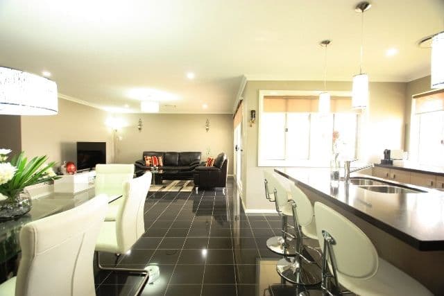 6 Crick Place, ORAN PARK NSW 2570, Oran Park - Thumbnail 4