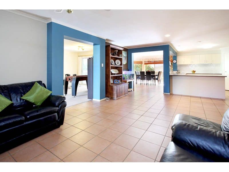 34 Maisie Place, EIGHT MILE PLAINS QLD 4113, Eight Mile Plains - Thumbnail 3