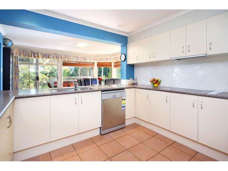 34 Maisie Place, EIGHT MILE PLAINS QLD 4113, Eight Mile Plains - Thumbnail 5