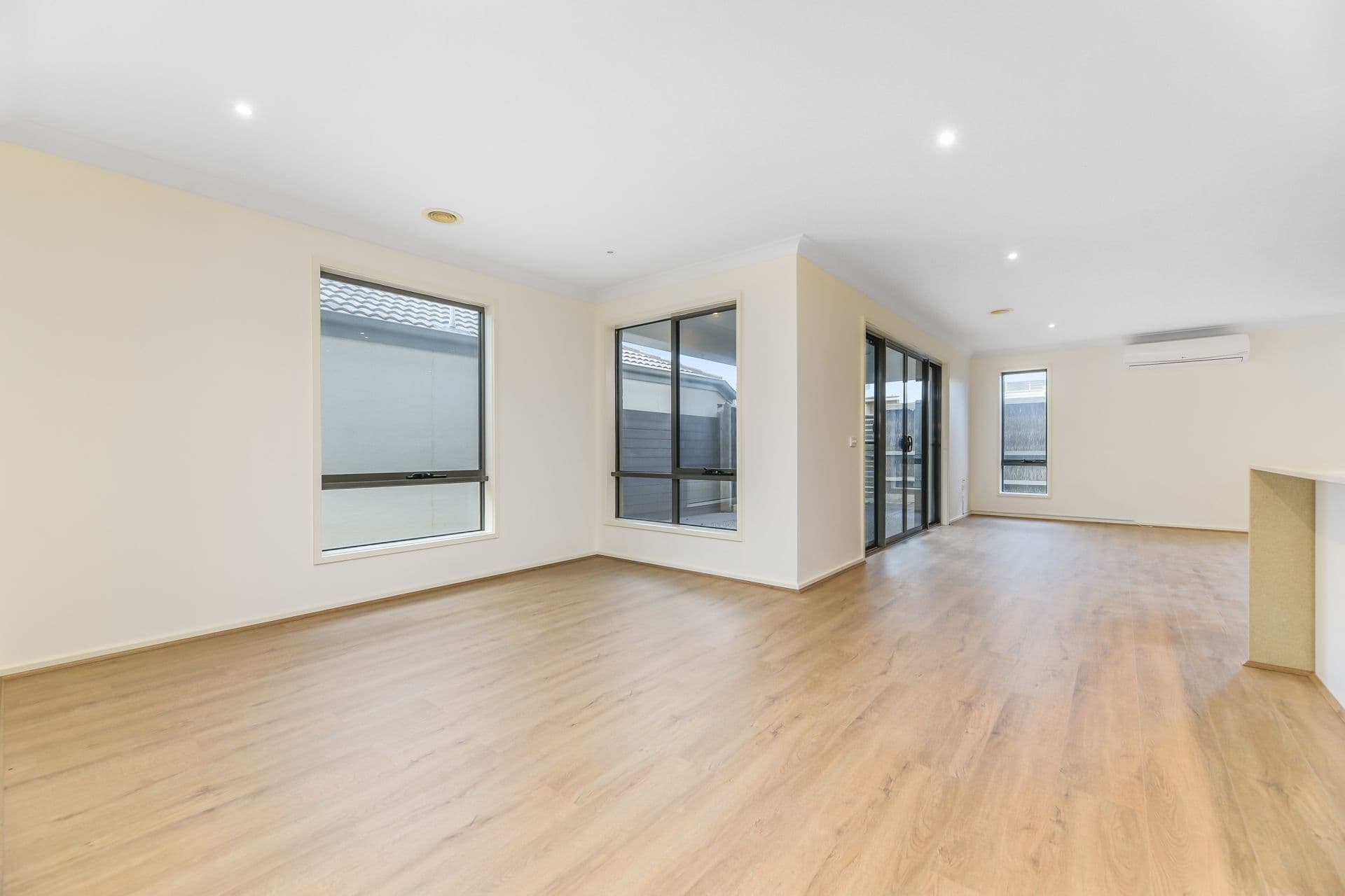 53 Meridian Circuit, Berwick VIC 3806, Berwick - Thumbnail 7