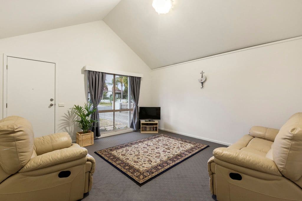 28A Cambro Road, Clayton VIC 3168, Clayton - Thumbnail 2