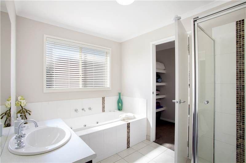 32 Nigella Avenue, CORIO VIC 3214, Corio - Thumbnail 4