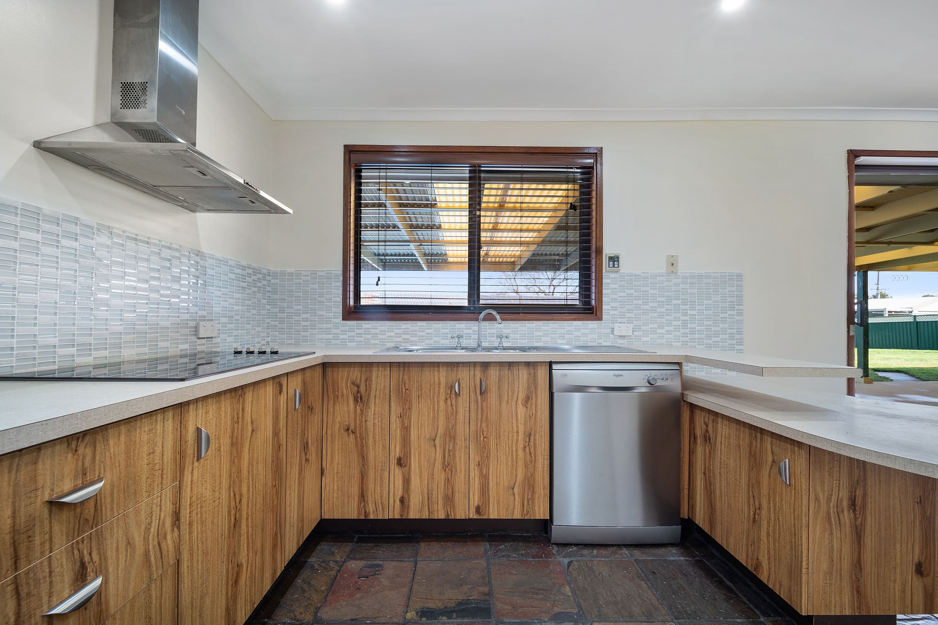 1 Hynes Place, Chisholm ACT 2905, Chisholm - Thumbnail 7