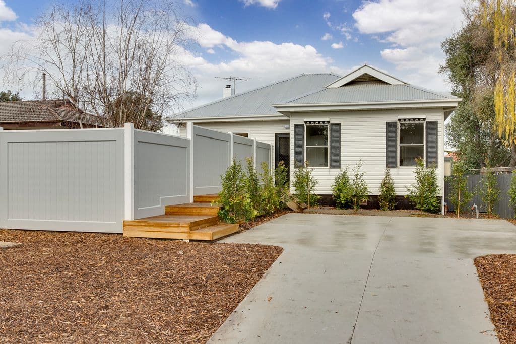 18 Clare Row, College Grove WA 6230, College Grove - Image 1