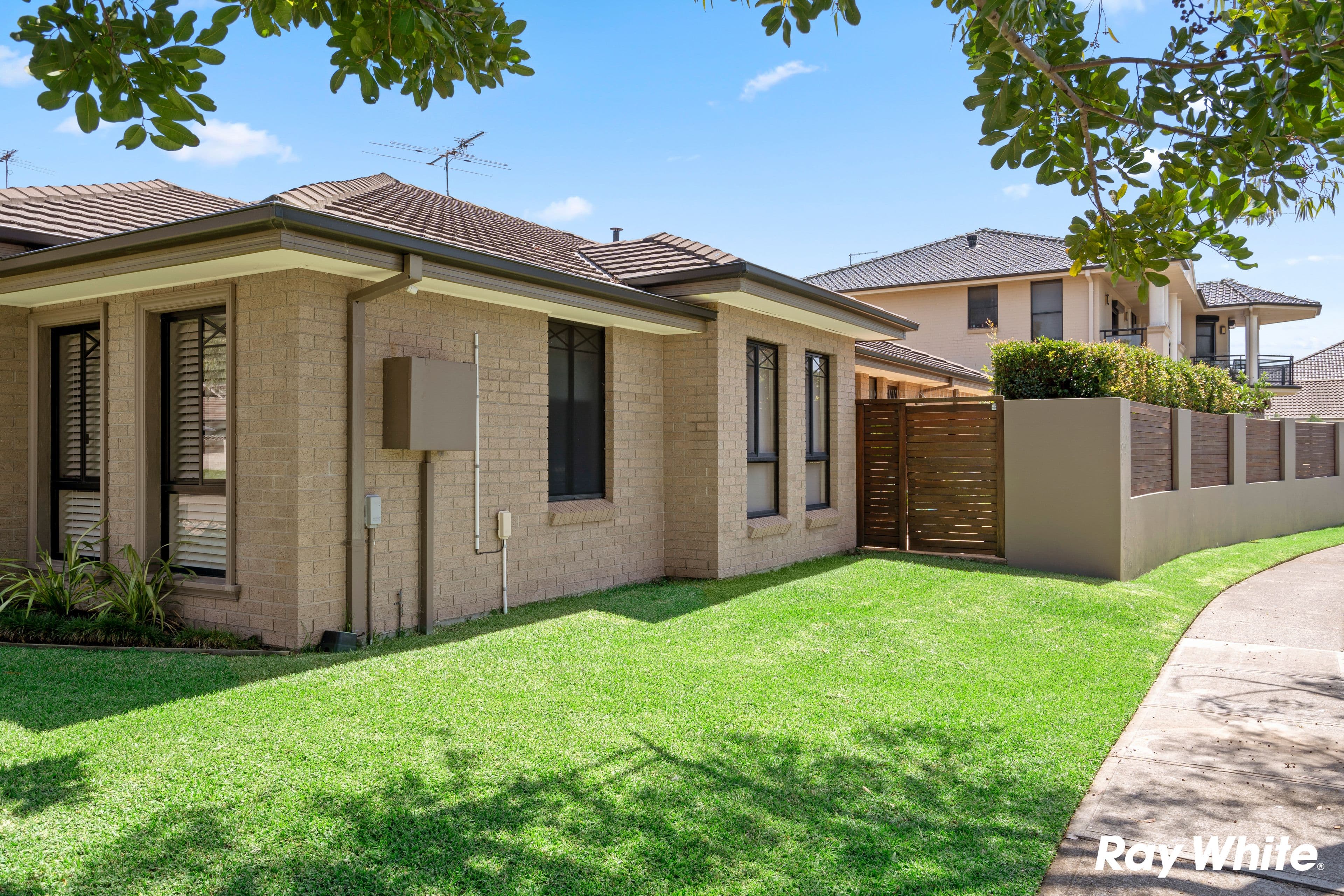 5 Neslite Street, Quakers Hill NSW 2763, Quakers Hill - Thumbnail 2