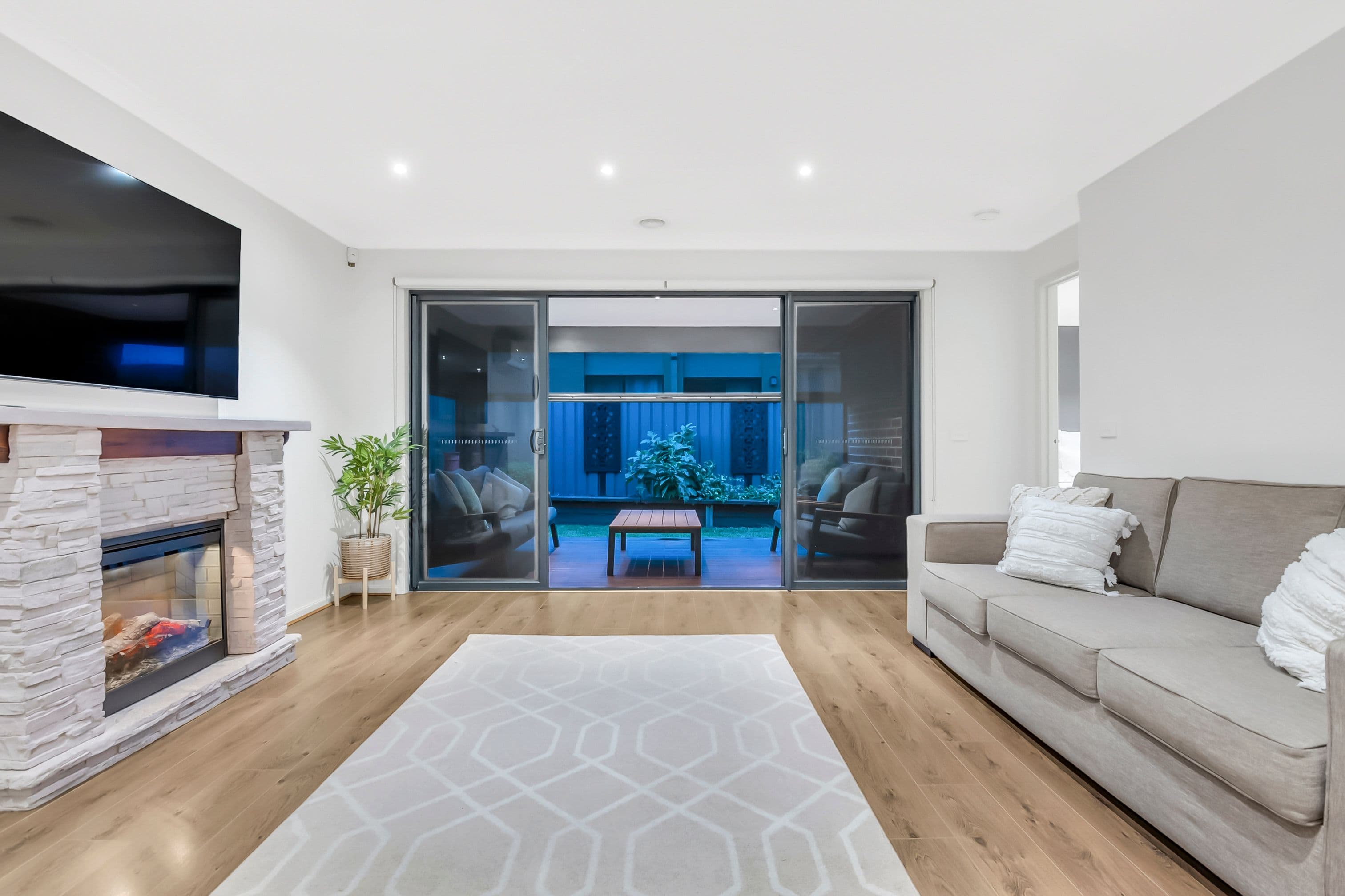 52 Peppertree Parade, Craigieburn VIC 3064, Craigieburn - Thumbnail 6