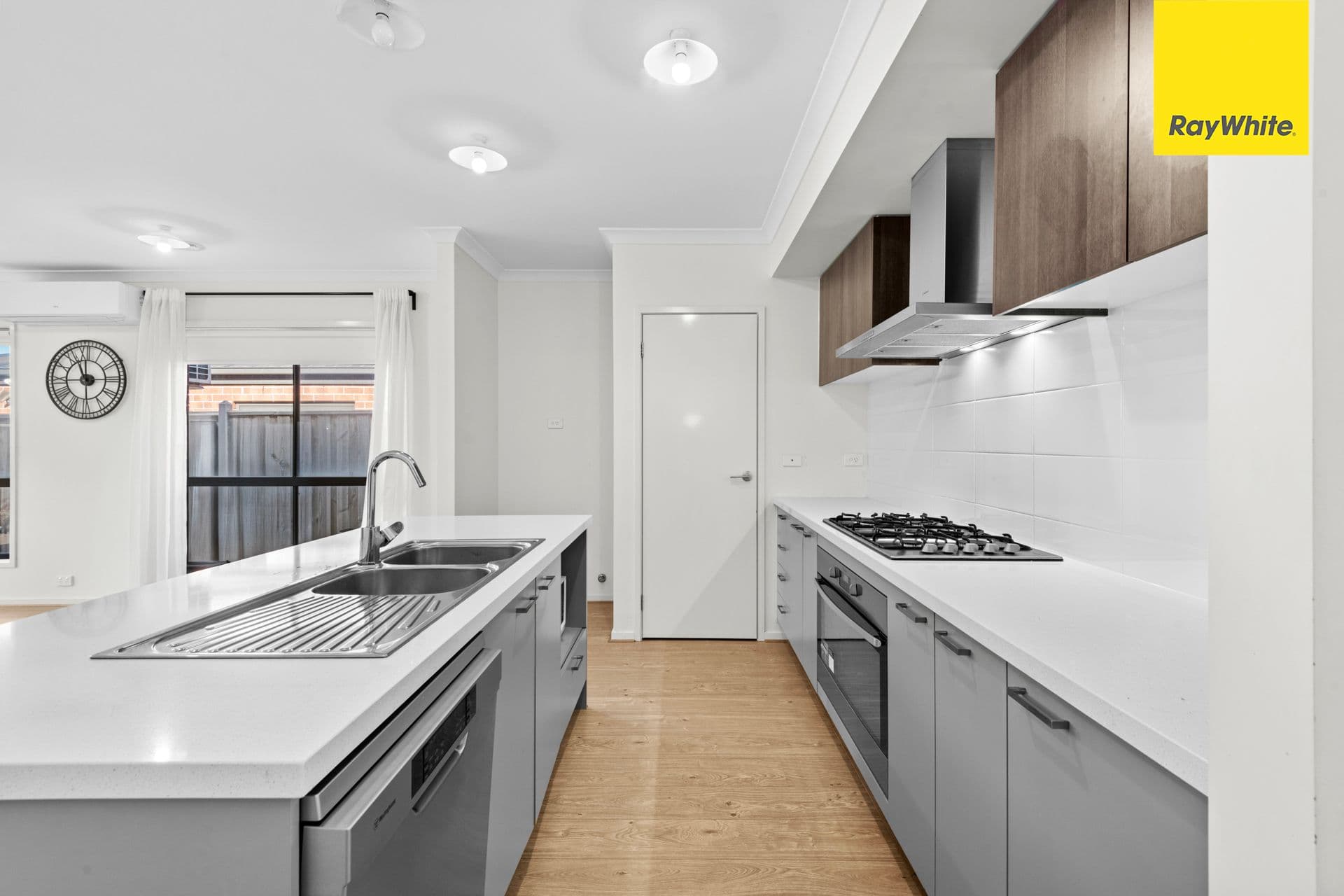 65 Bromley Circuit, THORNHILL PARK VIC 3335, Thornhill Park - Thumbnail 5