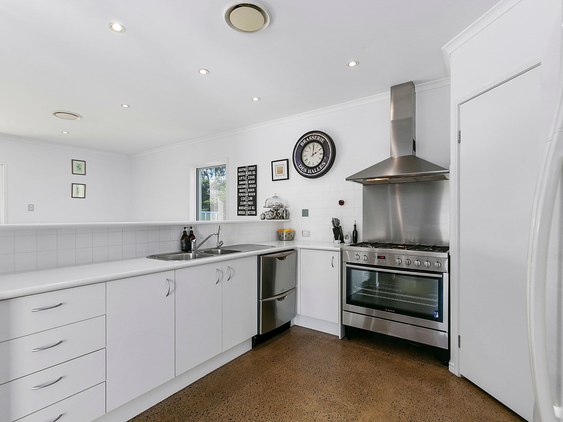 30 Lake Vista Drive, Peregian Beach QLD 4573, Peregian Beach - Thumbnail 4