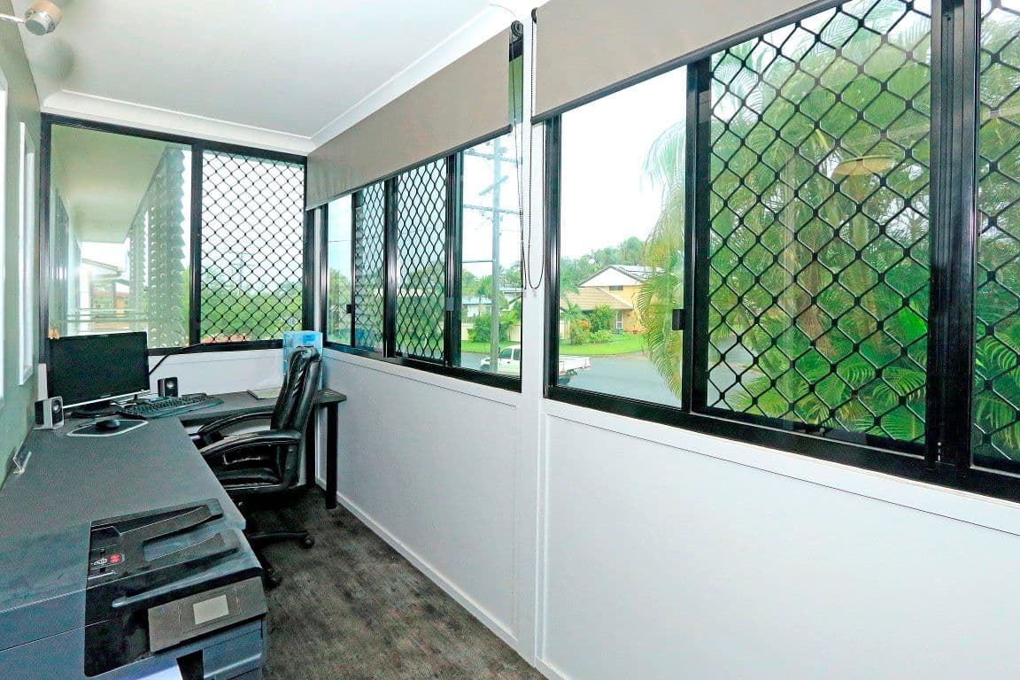 364 Marsh Avenue, Frenchville QLD 4701, Frenchville - Thumbnail 2