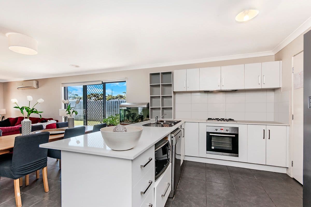 13 Gavin Street, Warrnambool VIC 3280, Warrnambool - Thumbnail 3