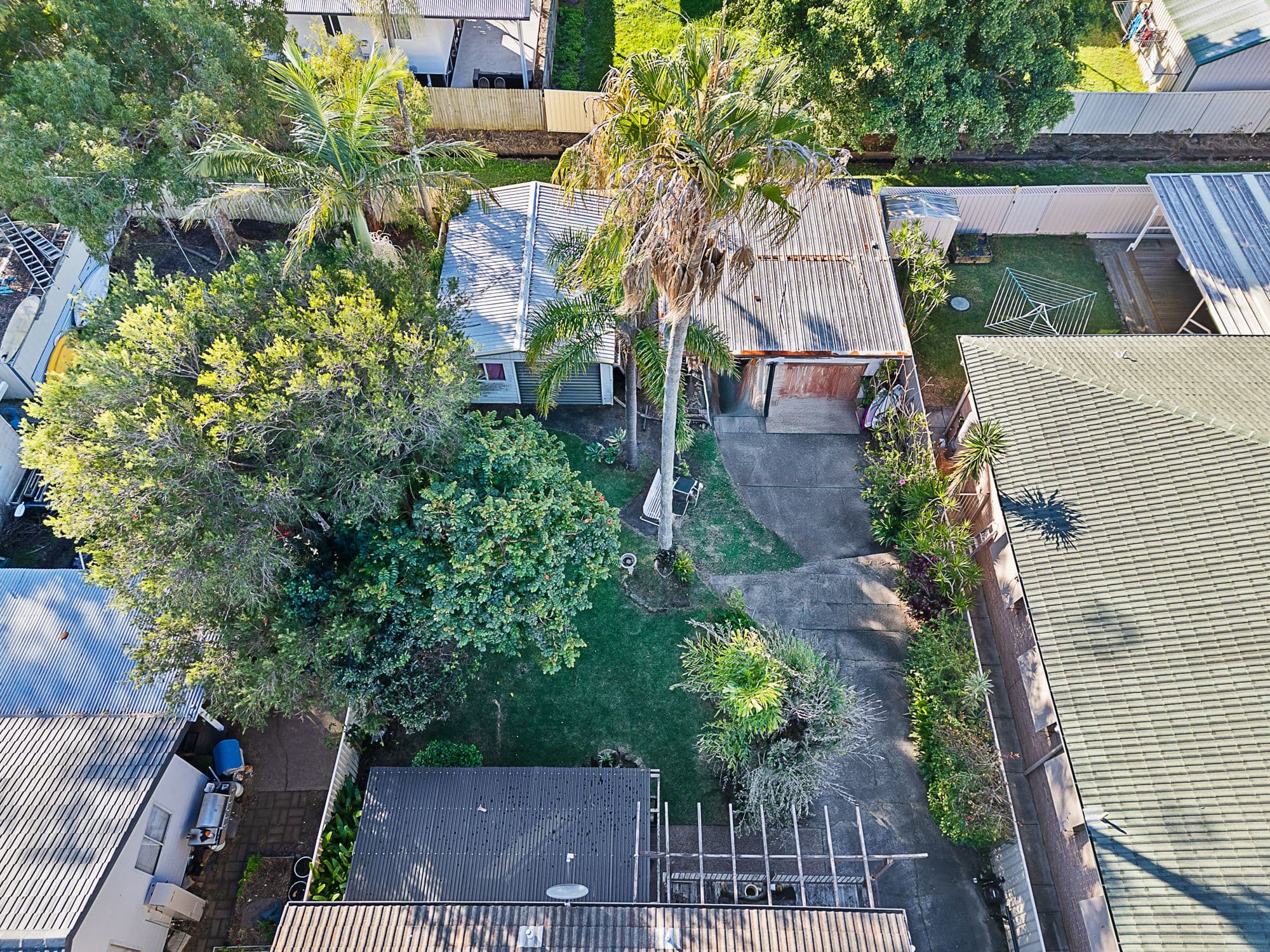 11 Albatross Road, Berkeley Vale NSW 2261, Berkeley Vale - Thumbnail 2