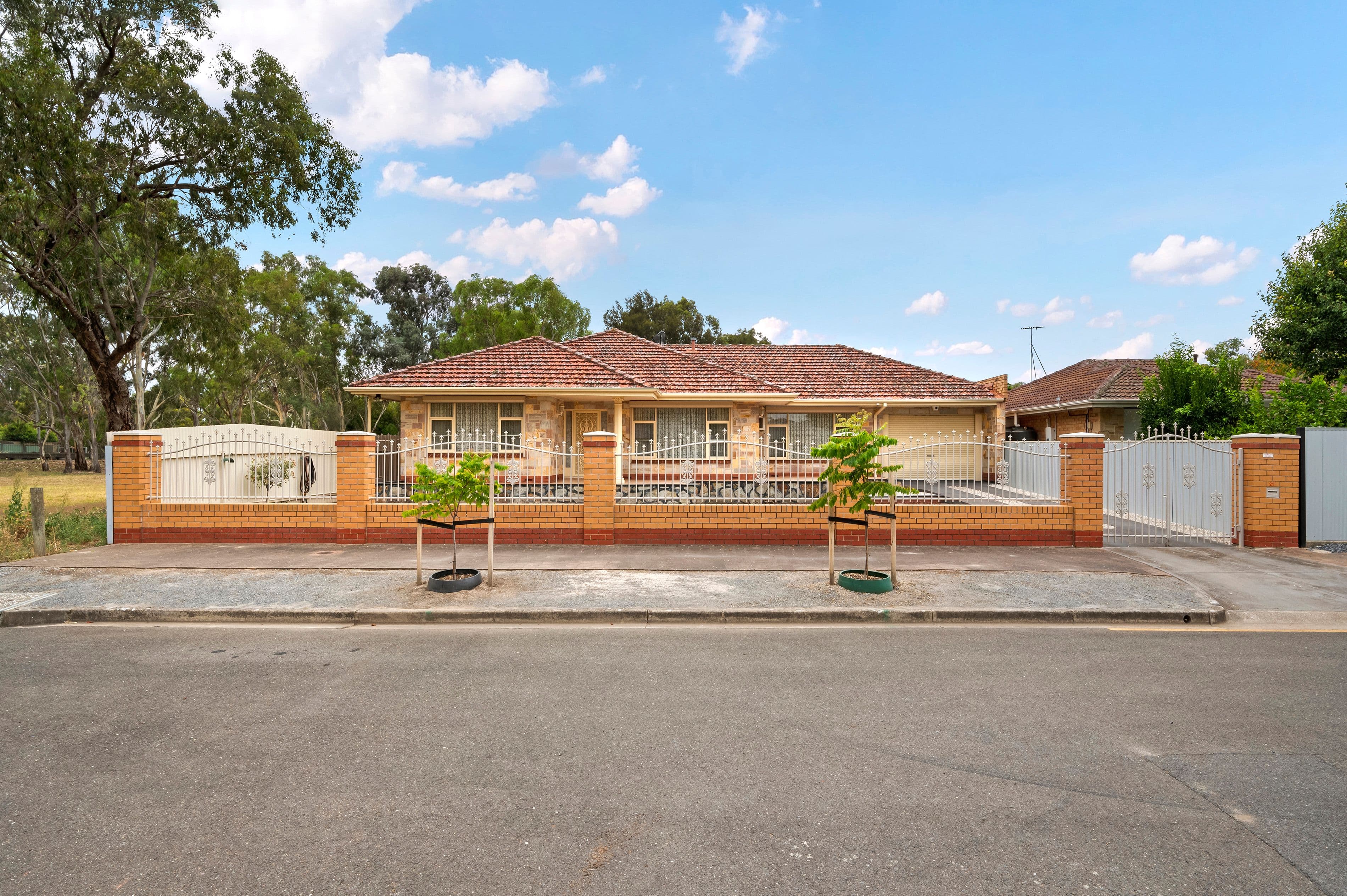 21 Osborne Street, Campbelltown SA 5074, Campbelltown - Thumbnail 3
