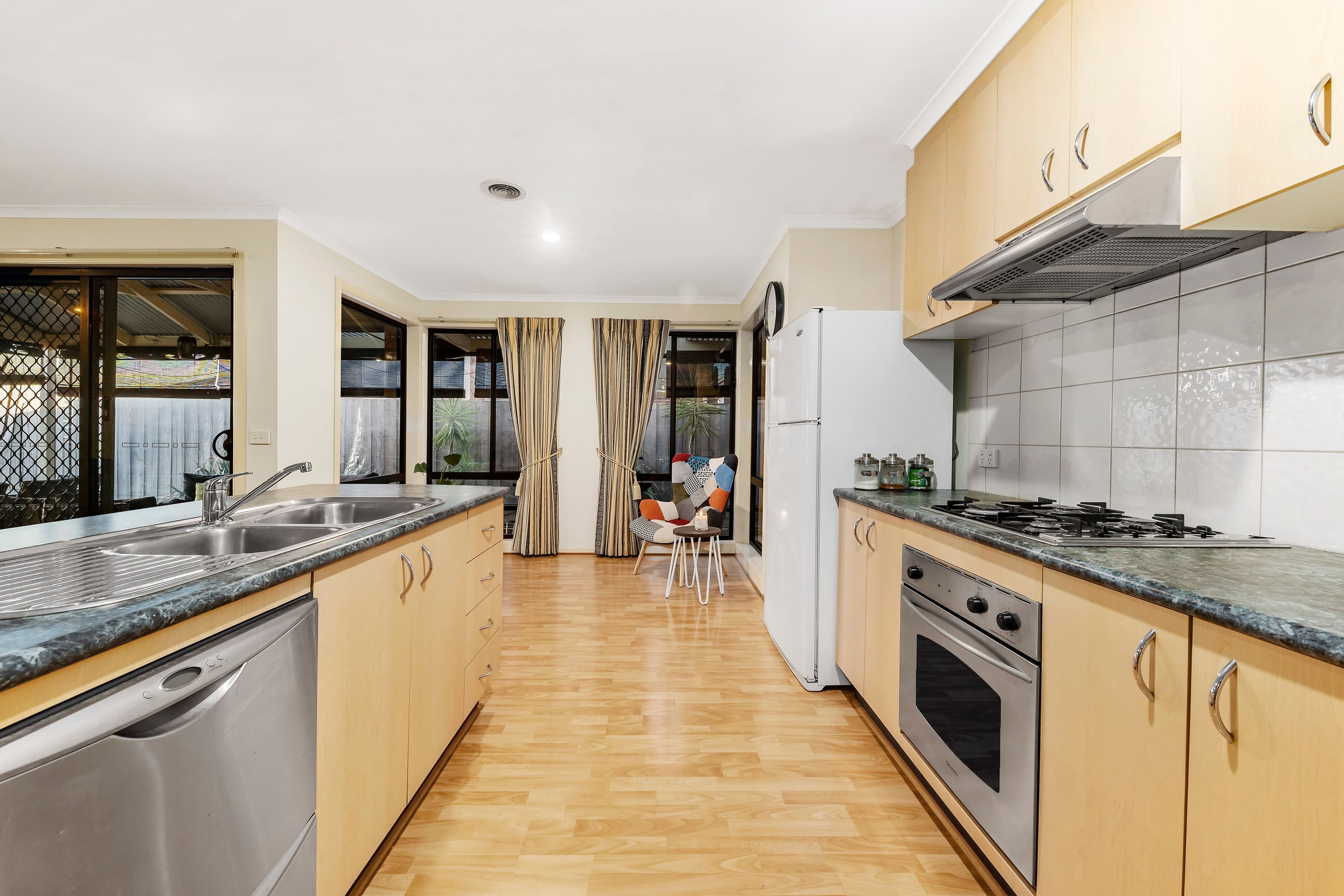 37 Golding Avenue, Rowville VIC 3178, Rowville - Thumbnail 3