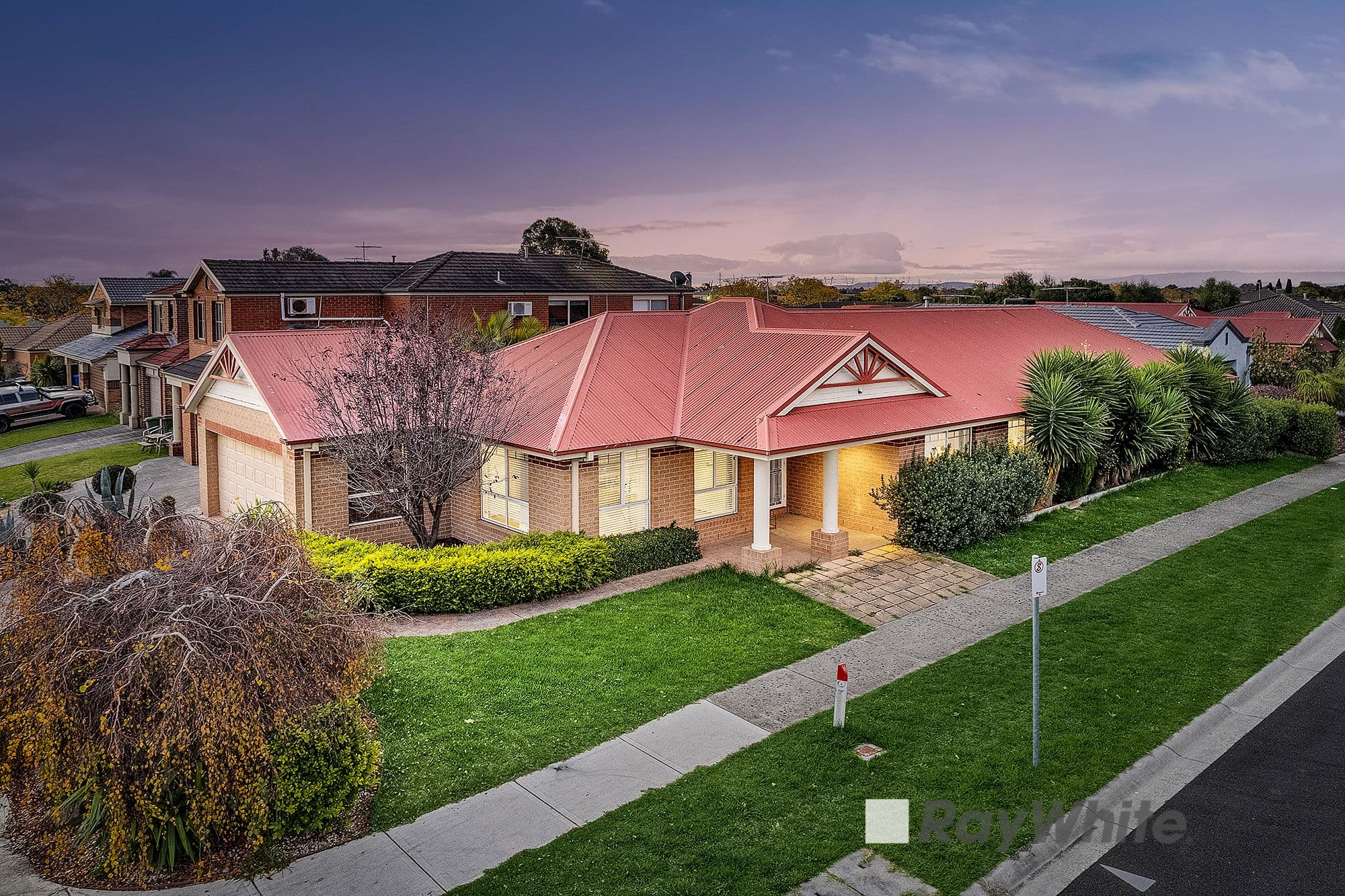 45 Harrington Drive, Narre Warren South VIC 3805, Narre Warren South - Thumbnail 2