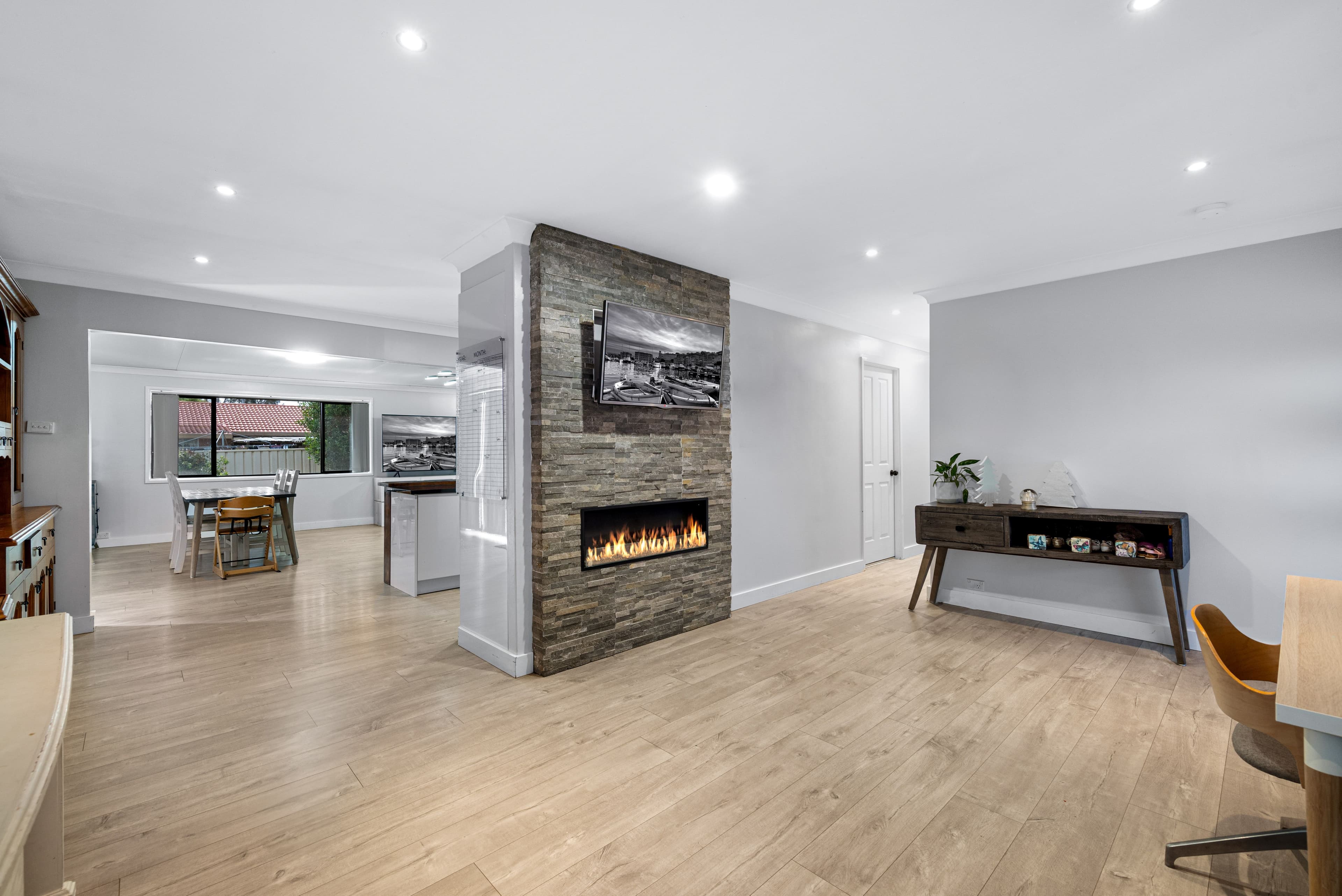 9 Arcadia Place, Colyton NSW 2760, Colyton - Thumbnail 2