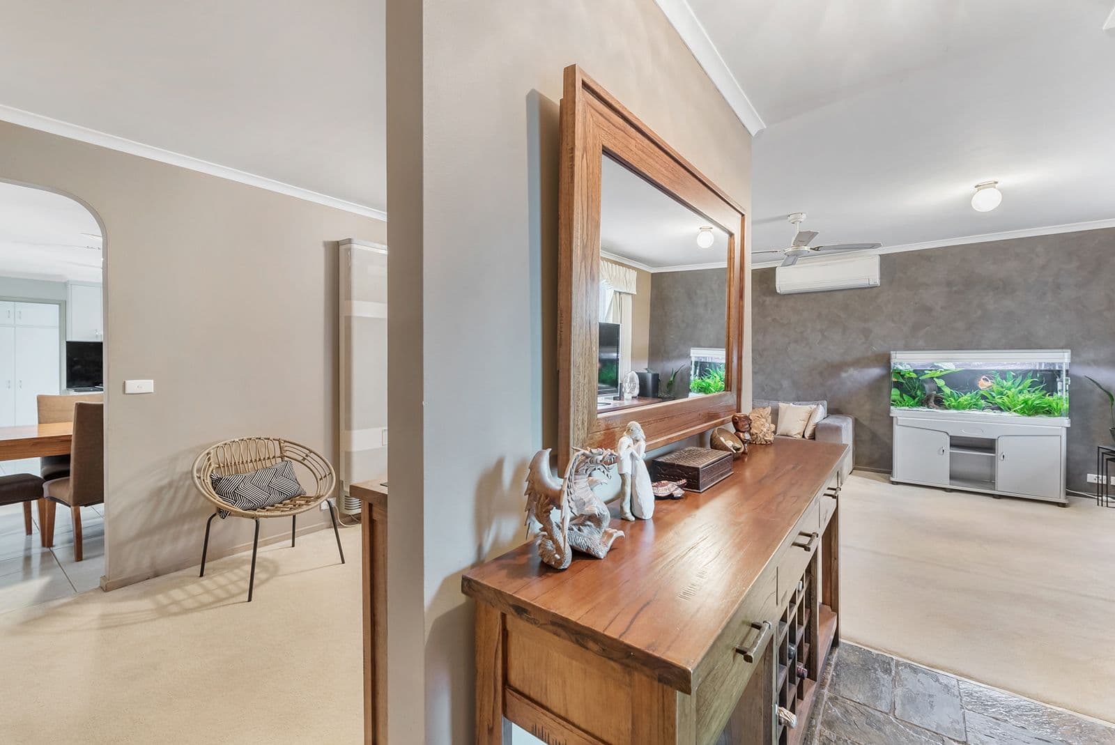 11 Finden Court, Craigieburn VIC 3064, Craigieburn - Thumbnail 2