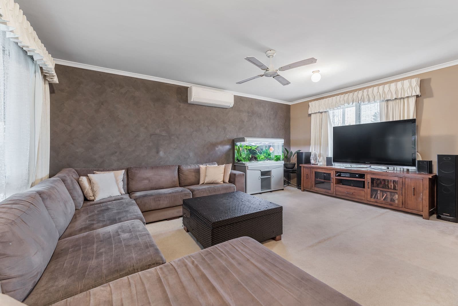 11 Finden Court, Craigieburn VIC 3064, Craigieburn - Thumbnail 3