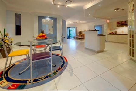 53 The Parkway, STRETTON QLD 4116, Stretton - Thumbnail 4
