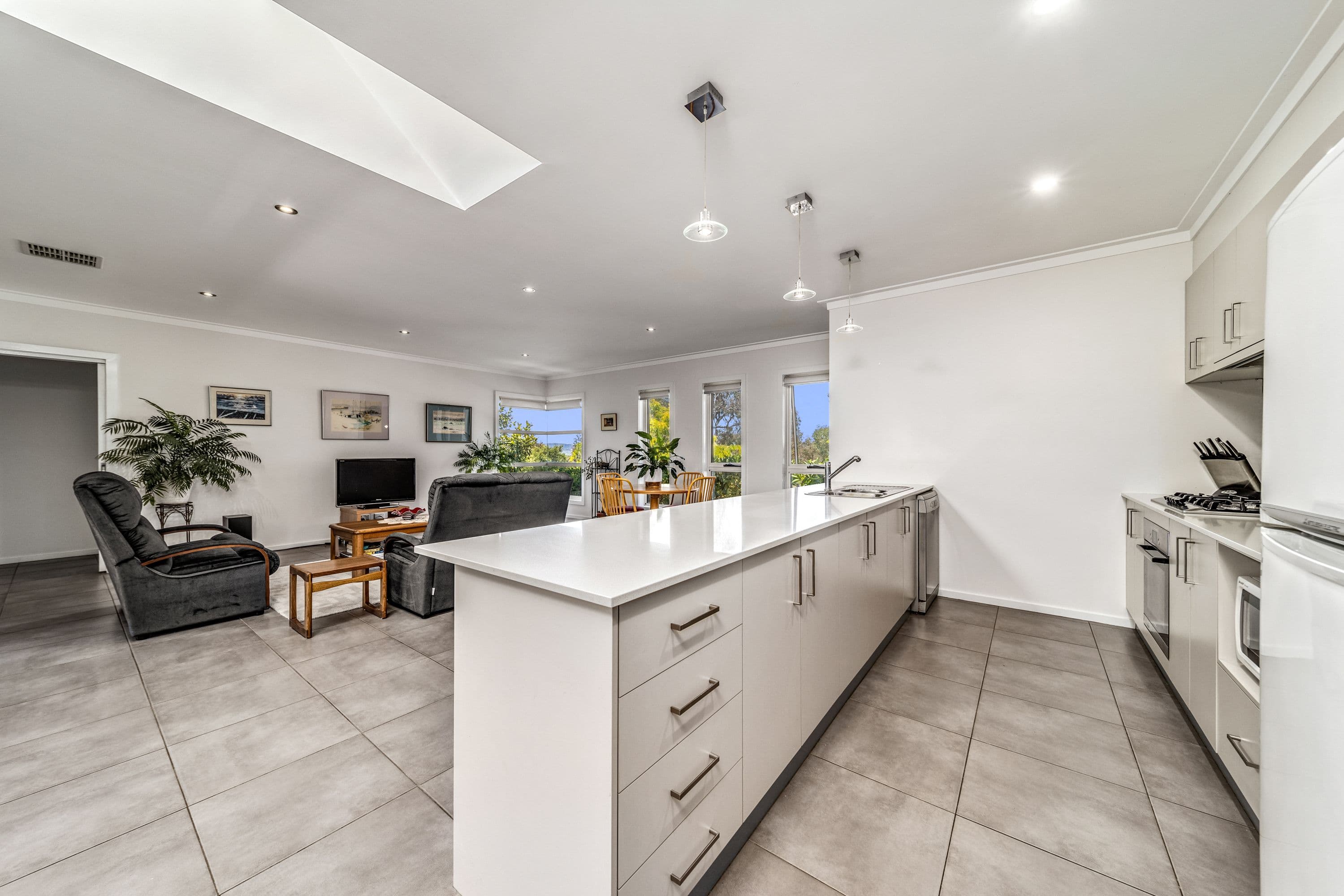 2 Cooley Crescent, Casey ACT 2913, Casey - Thumbnail 5