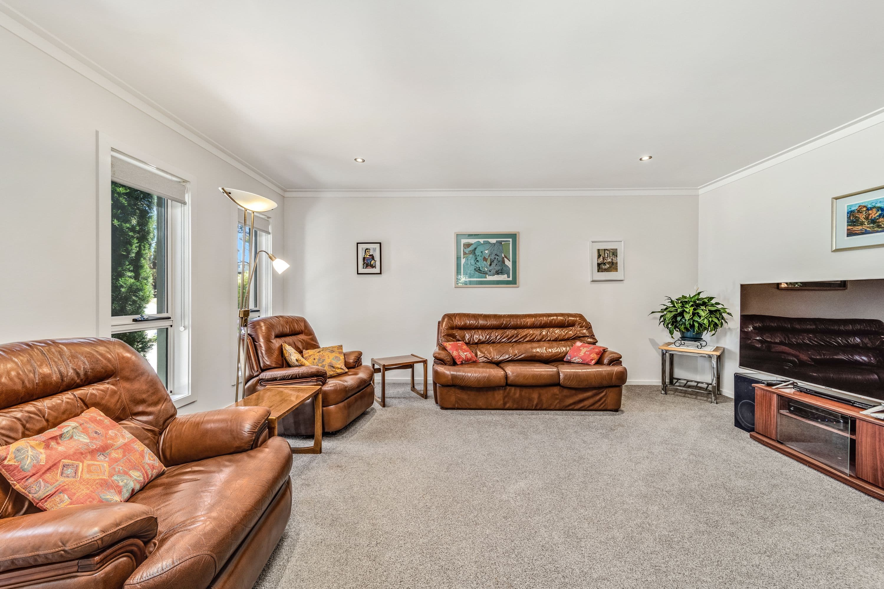 2 Cooley Crescent, Casey ACT 2913, Casey - Thumbnail 8