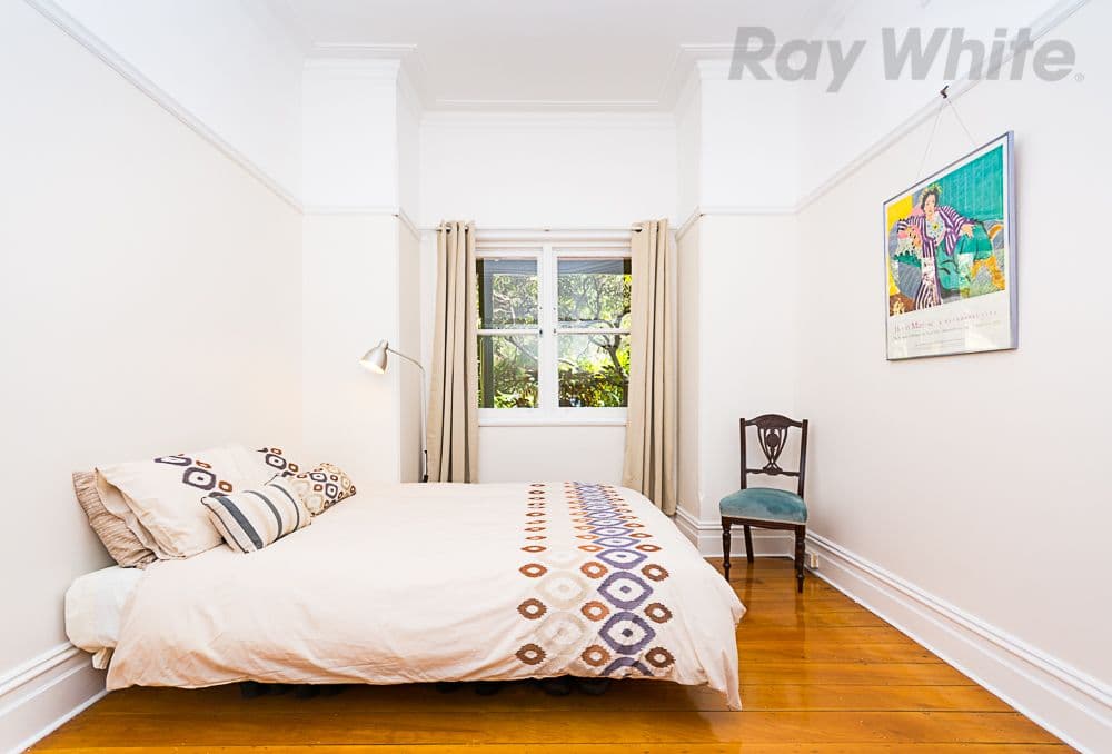 14 Moonbie Street, Summer Hill - Thumbnail 2