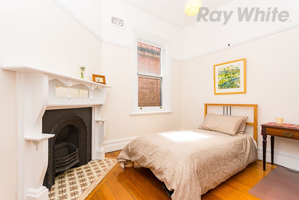 14 Moonbie Street, Summer Hill - Thumbnail 3
