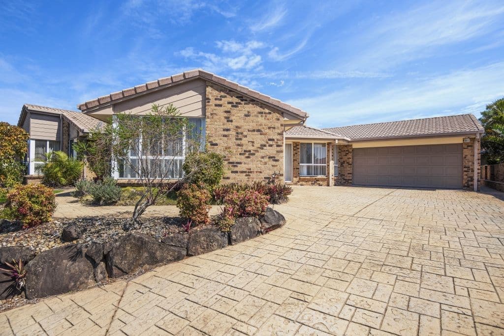 4 Sequoia Court, Banora Point - Image 1