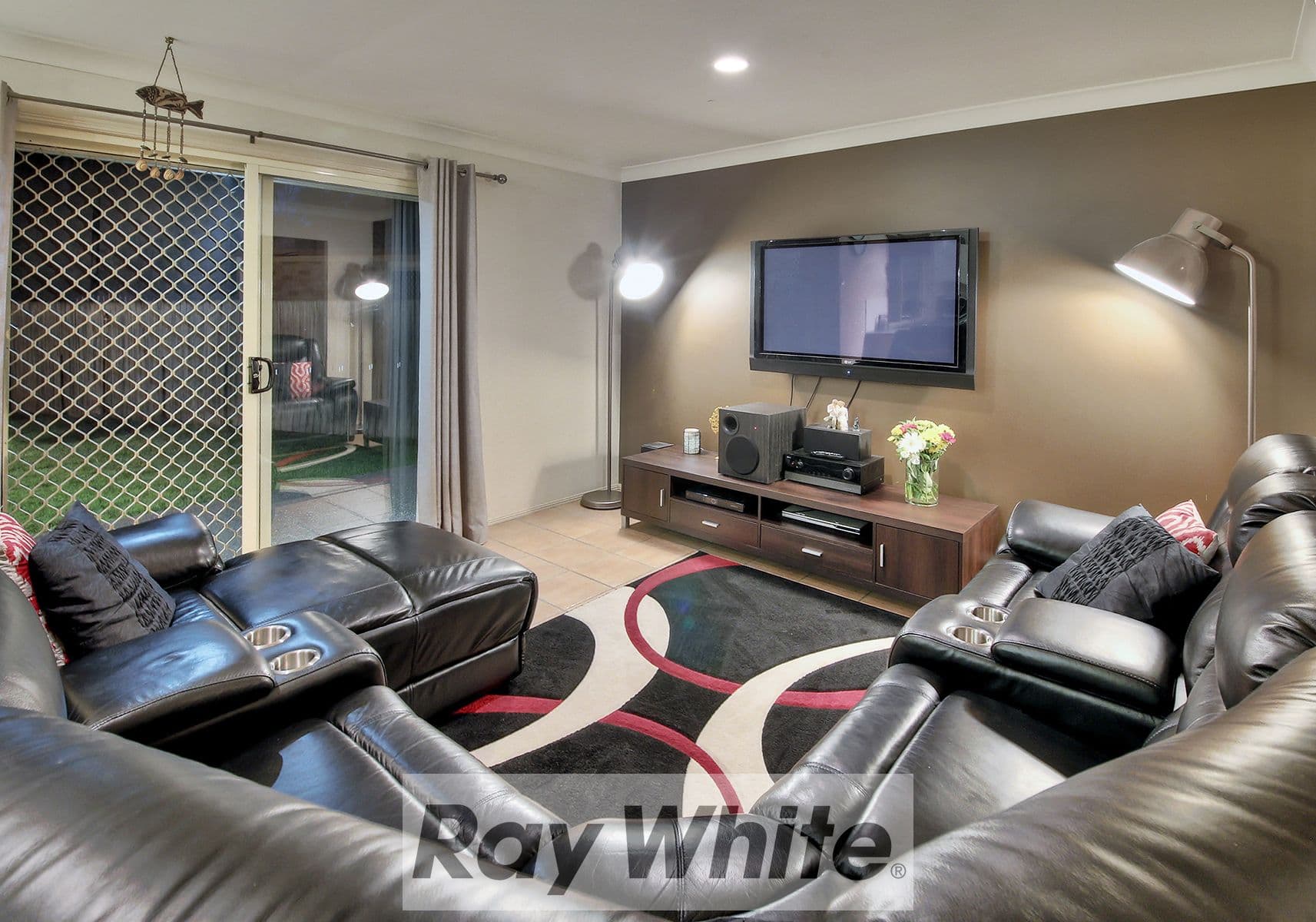 25 Lake Amaroo Court, Logan Reserve QLD 4133, Logan Reserve - Thumbnail 5