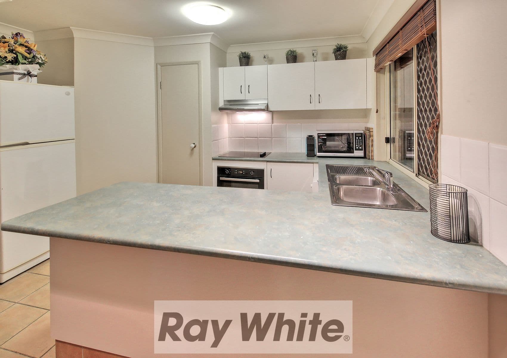 25 Lake Amaroo Court, Logan Reserve QLD 4133, Logan Reserve - Thumbnail 7