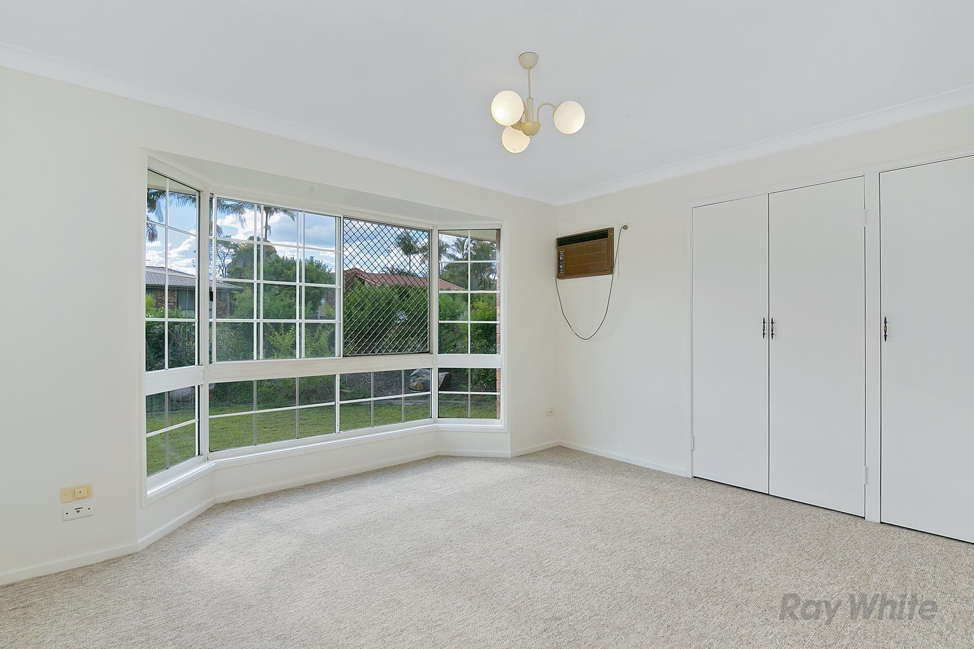 3 Tapioca Street, Eight Mile Plains QLD 4113, Eight Mile Plains - Thumbnail 2
