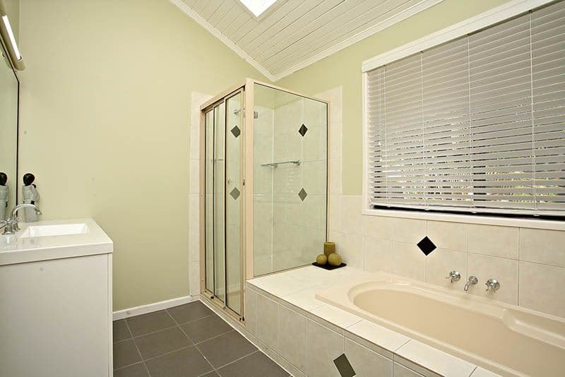 74 Hazelton Street, RIVERHILLS QLD 4074, Riverhills - Thumbnail 7
