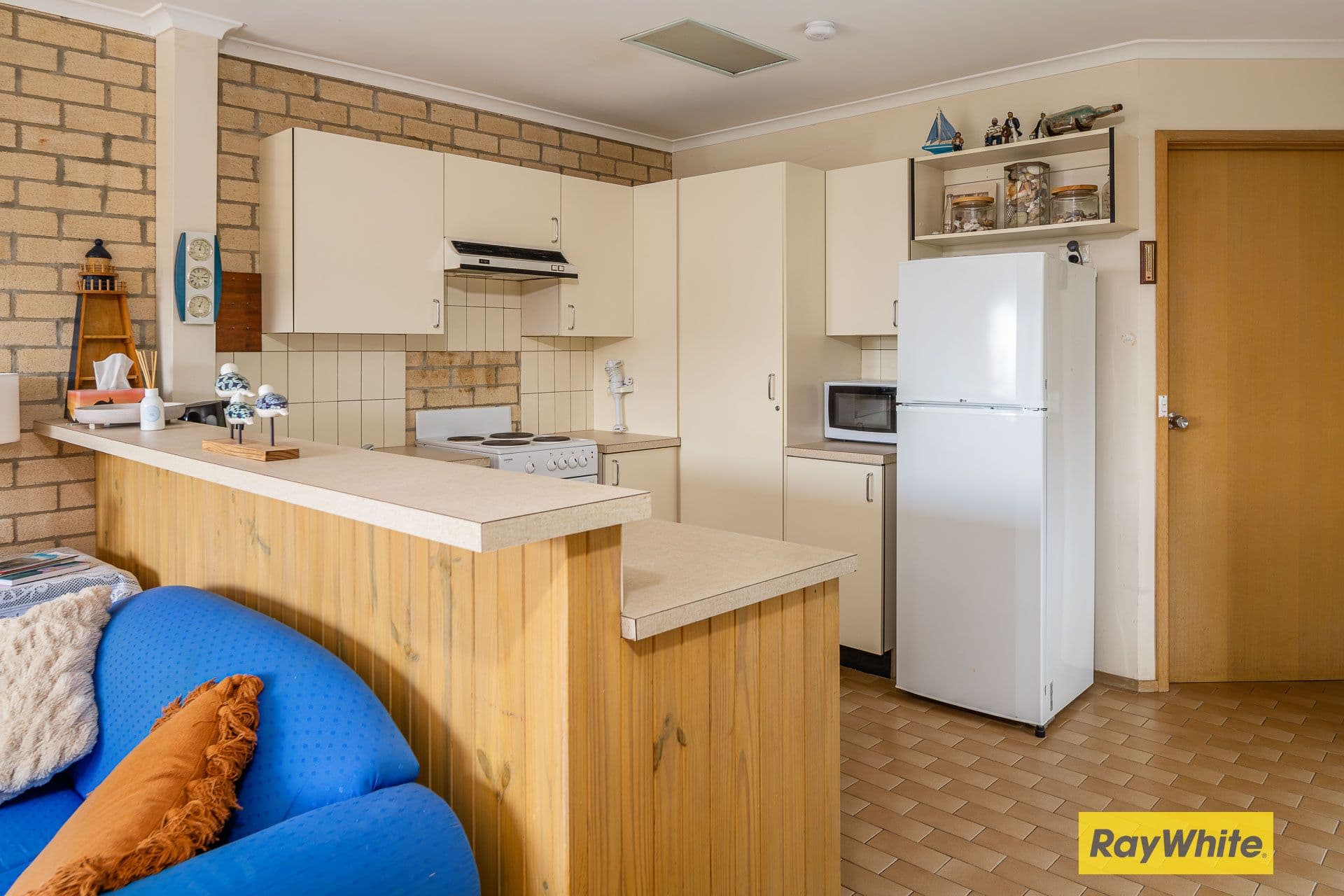 10 Corrigan Crescent, Batehaven NSW 2536, Batehaven - Thumbnail 7