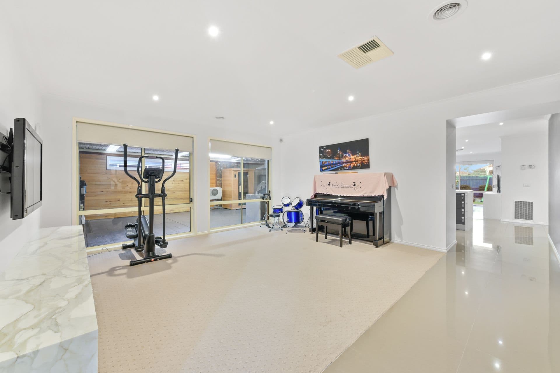 16 Osmington Circle, Narre Warren South VIC 3805, Narre Warren South - Thumbnail 4