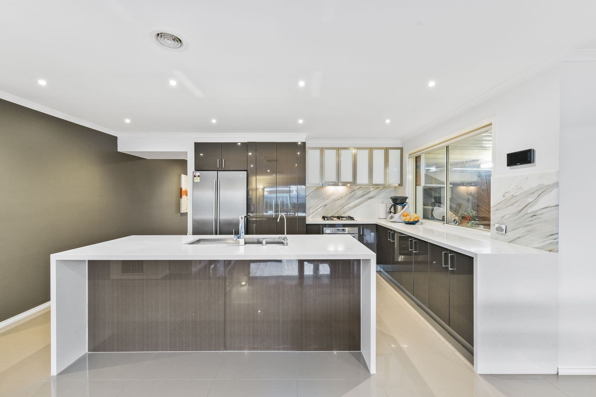 16 Osmington Circle, Narre Warren South VIC 3805, Narre Warren South - Thumbnail 5