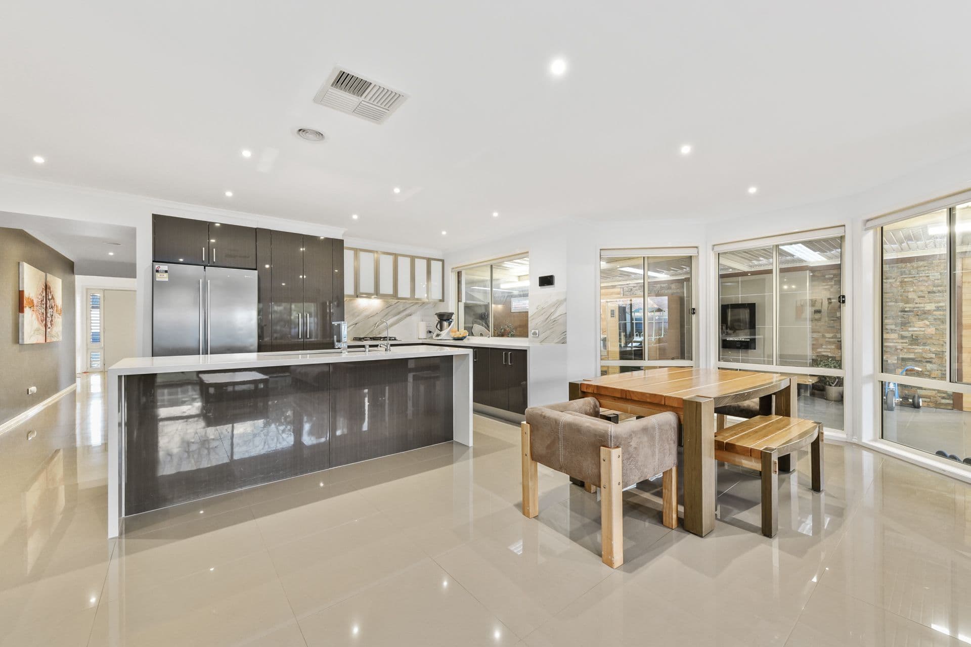 16 Osmington Circle, Narre Warren South VIC 3805, Narre Warren South - Thumbnail 7