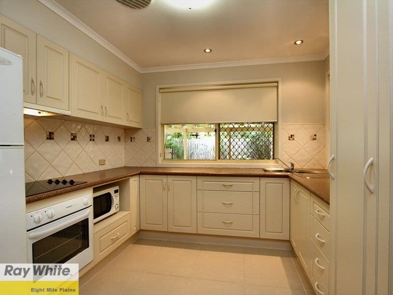 31 Commoron Crescent, RUNCORN QLD 4113, Runcorn - Thumbnail 4