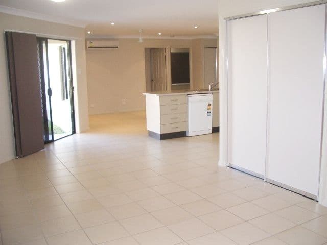 22 Anchorage Circuit, BUSHLAND BEACH QLD 4818, Bushland Beach - Thumbnail 3