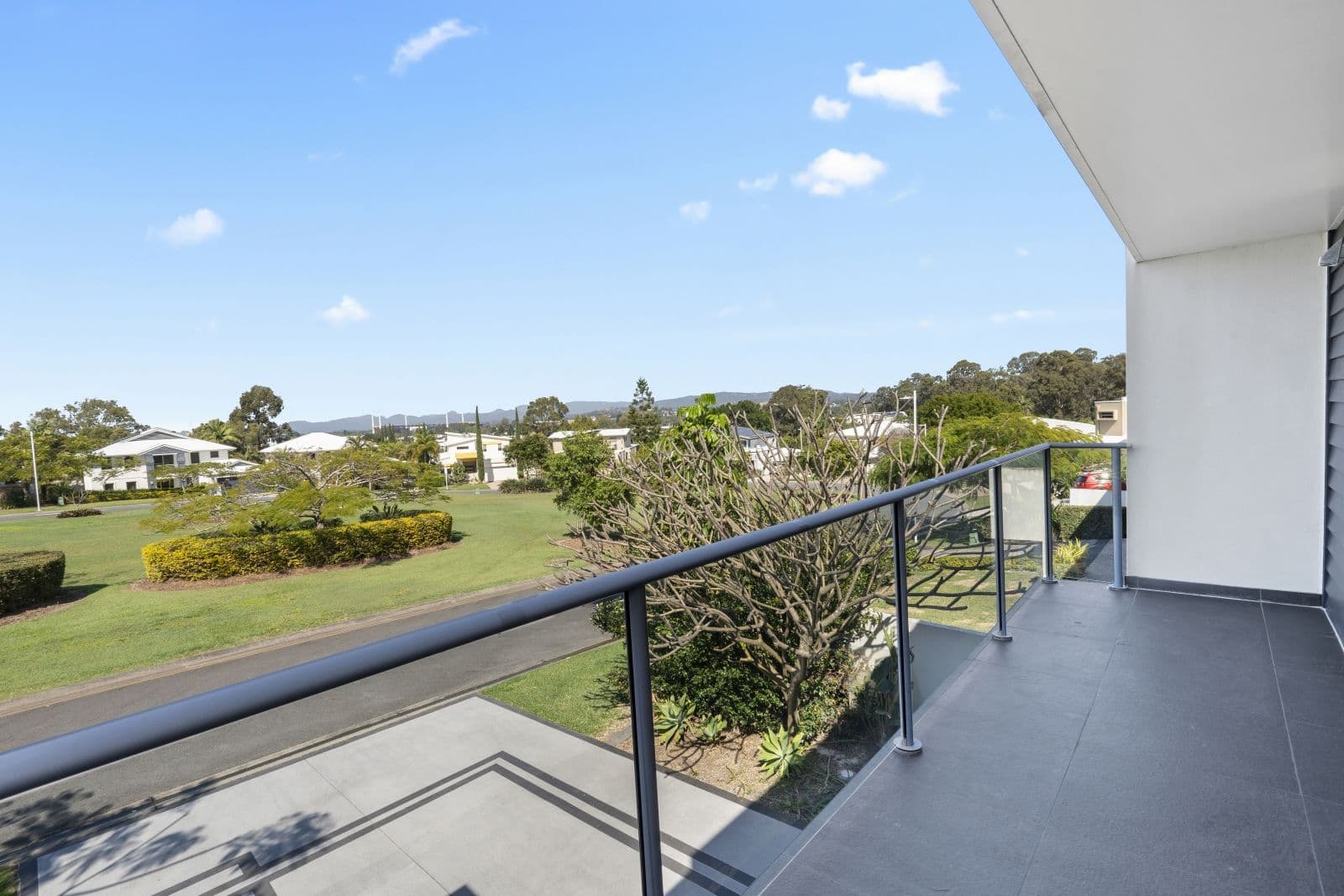 7020 Vista Drive, Benowa QLD 4217, Benowa - Thumbnail 8