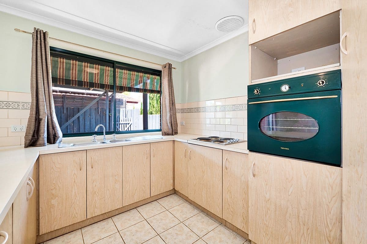 2 Seacombe Place, Cranbourne VIC 3977, Cranbourne - Thumbnail 8