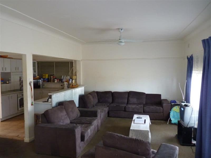 6 Armstrong Crescent, DUBBO NSW 2830, Dubbo - Thumbnail 6