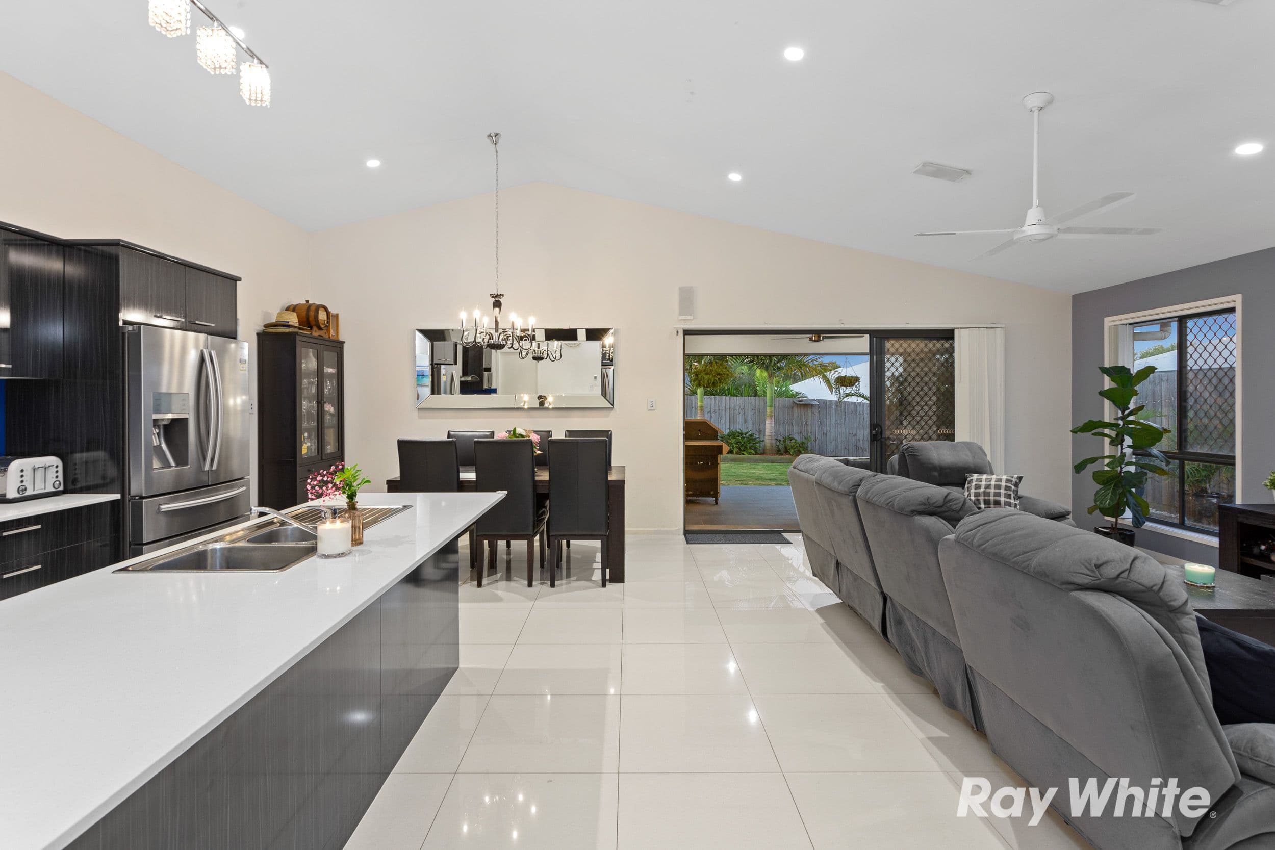 16 Seawest Street, Yarrabilba QLD 4207, Yarrabilba - Thumbnail 2