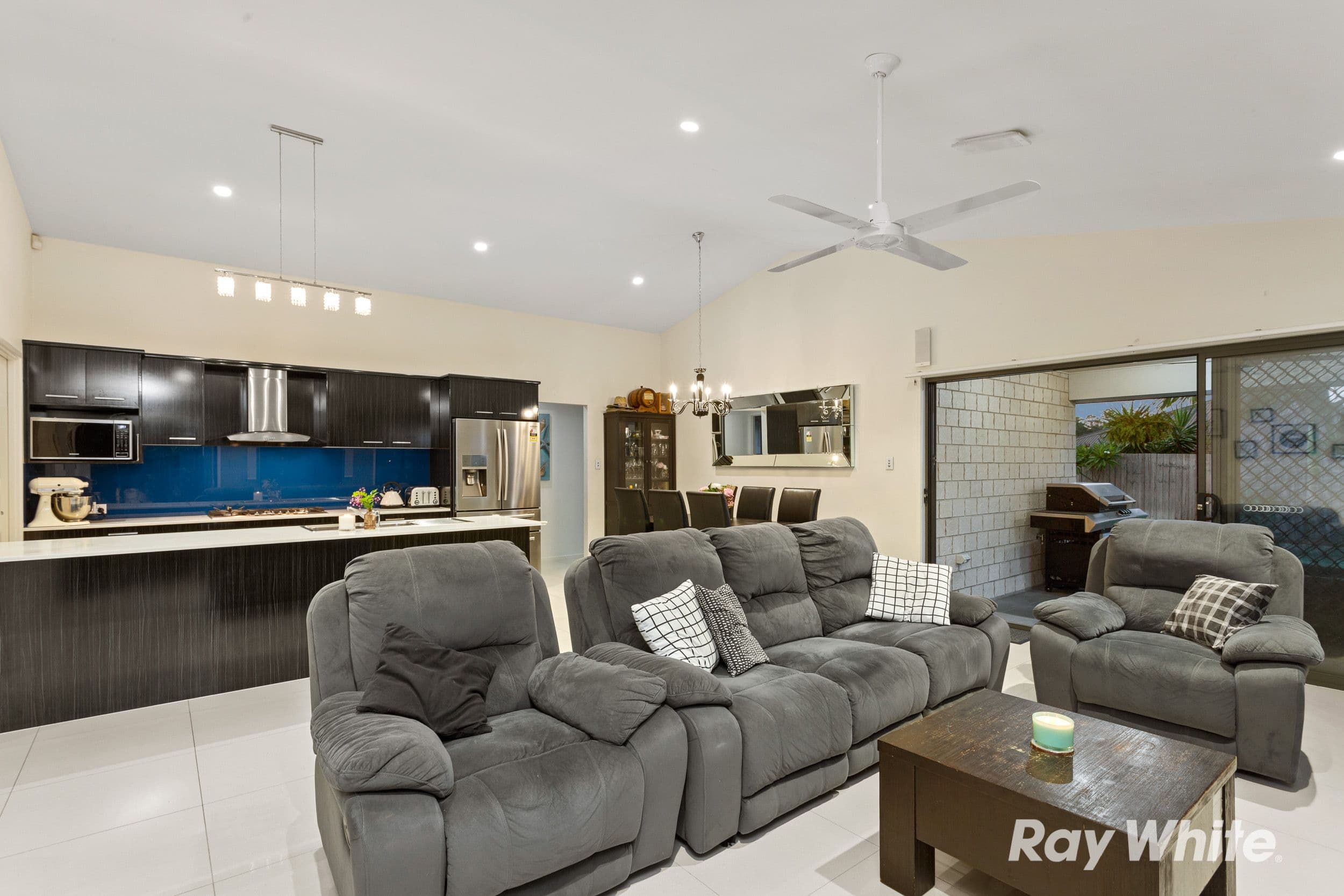 16 Seawest Street, Yarrabilba QLD 4207, Yarrabilba - Thumbnail 4