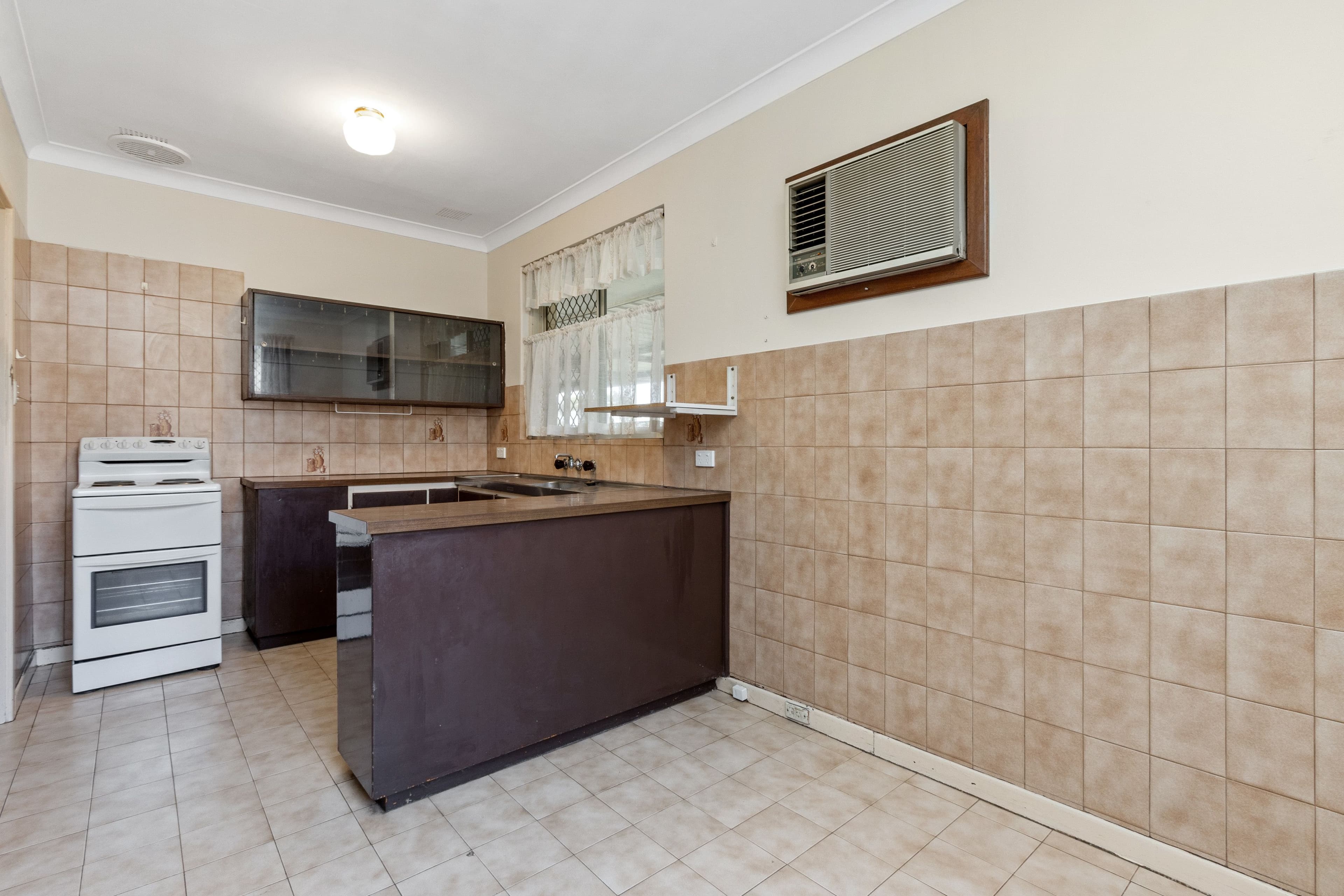 270 Morley Drive East, Eden Hill WA 6054, Eden Hill - Thumbnail 5