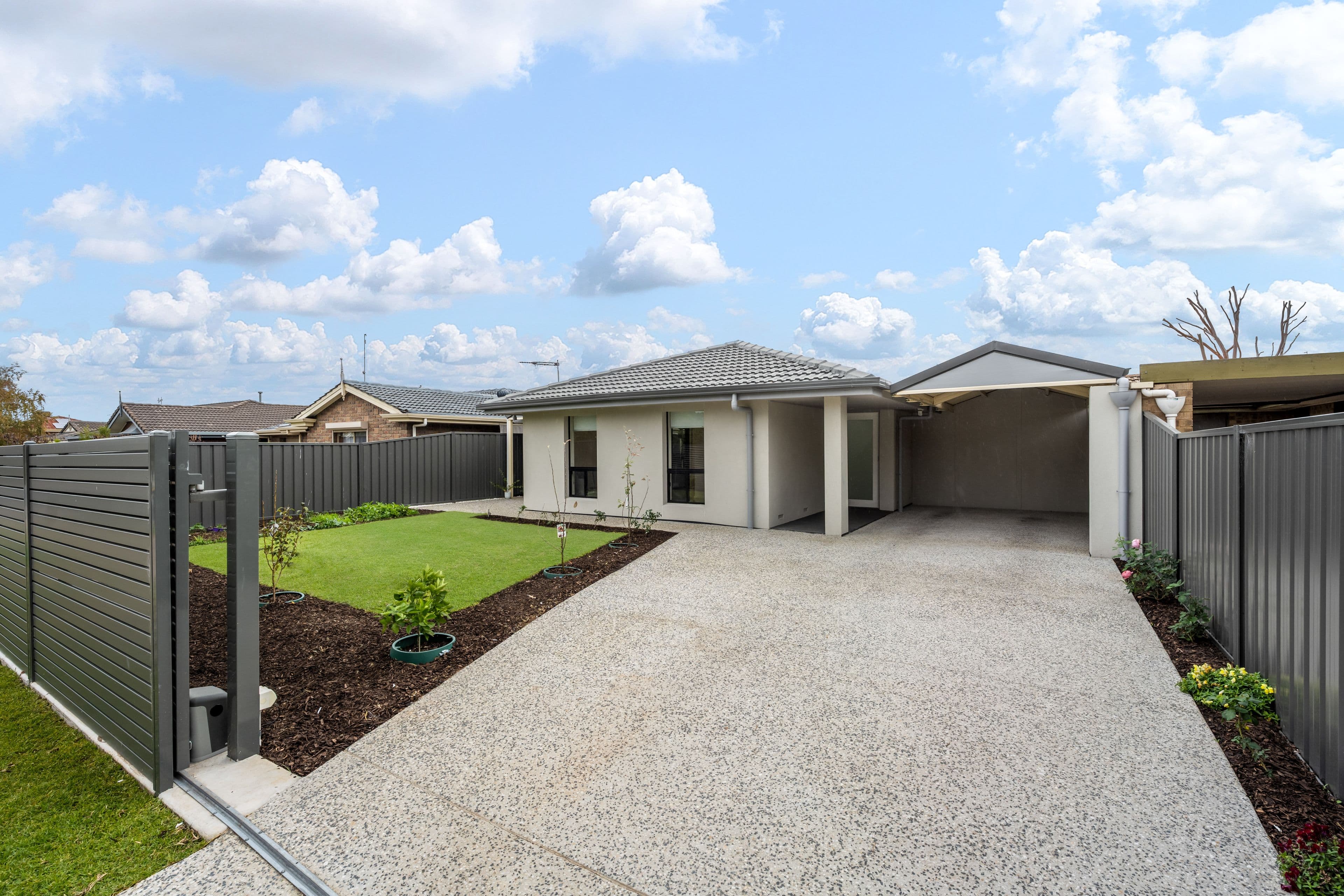 215 Lower Athelstone Road, Athelstone SA 5076, Athelstone - Image 1