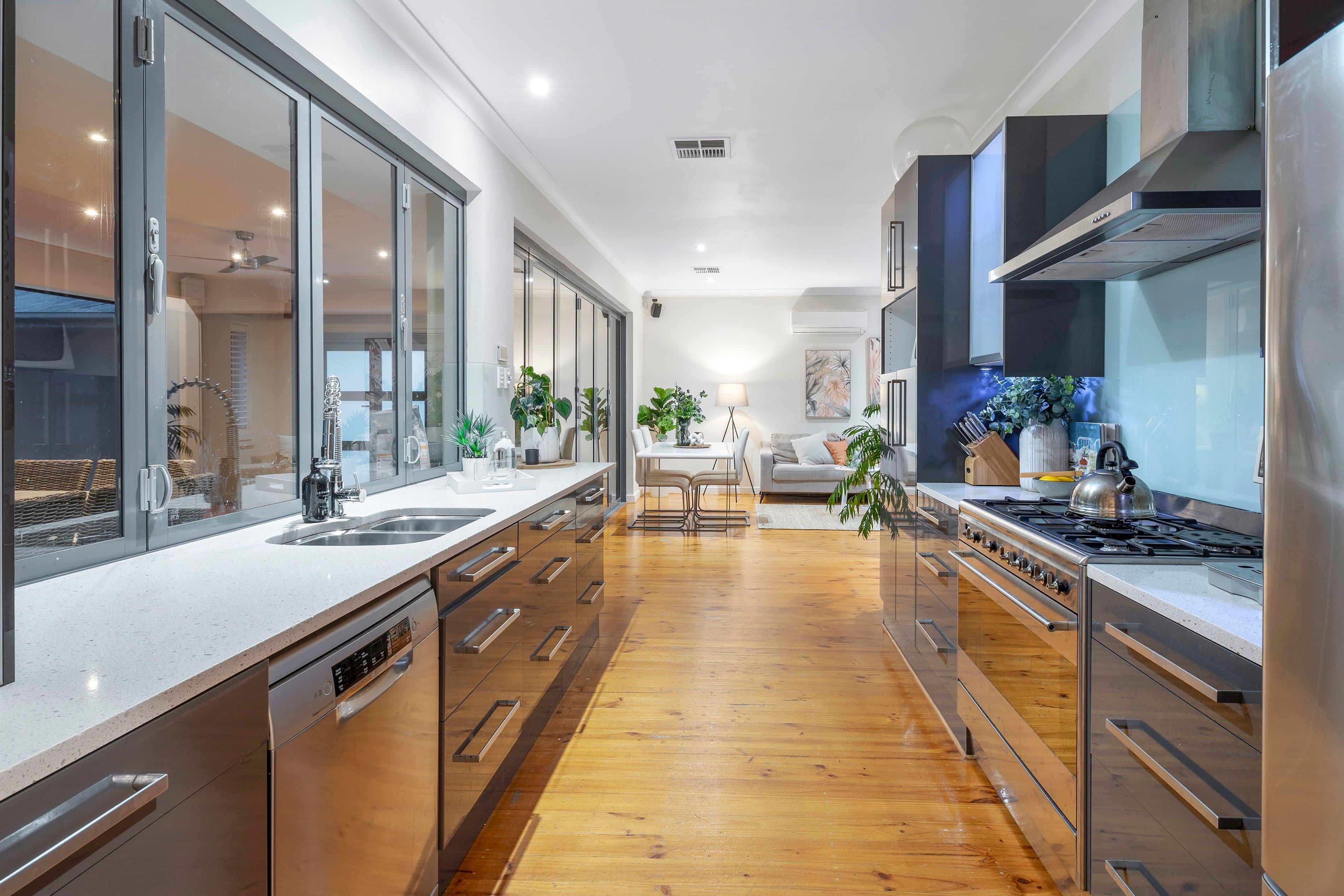 20 Oliphant Avenue, Oaklands Park SA 5046, Oaklands Park - Thumbnail 2