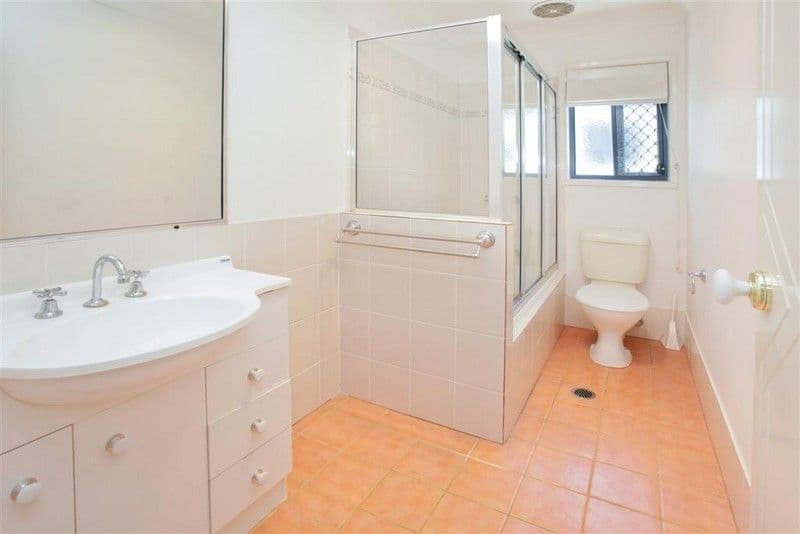 404 Upper Cornwall Street, COORPAROO QLD 4151, Coorparoo - Thumbnail 4