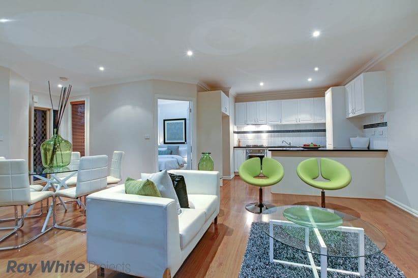 19 Whitelaw Street, Reservoir VIC 3073, Reservoir - Thumbnail 2