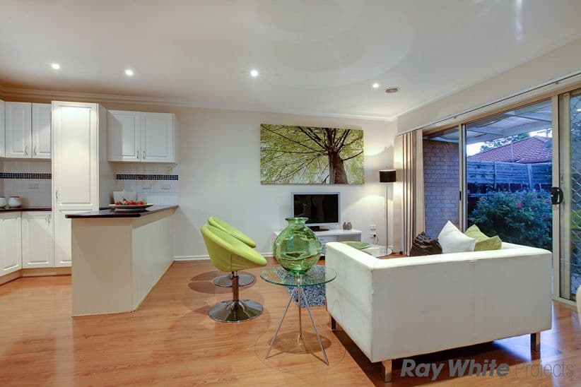 19 Whitelaw Street, Reservoir VIC 3073, Reservoir - Thumbnail 4