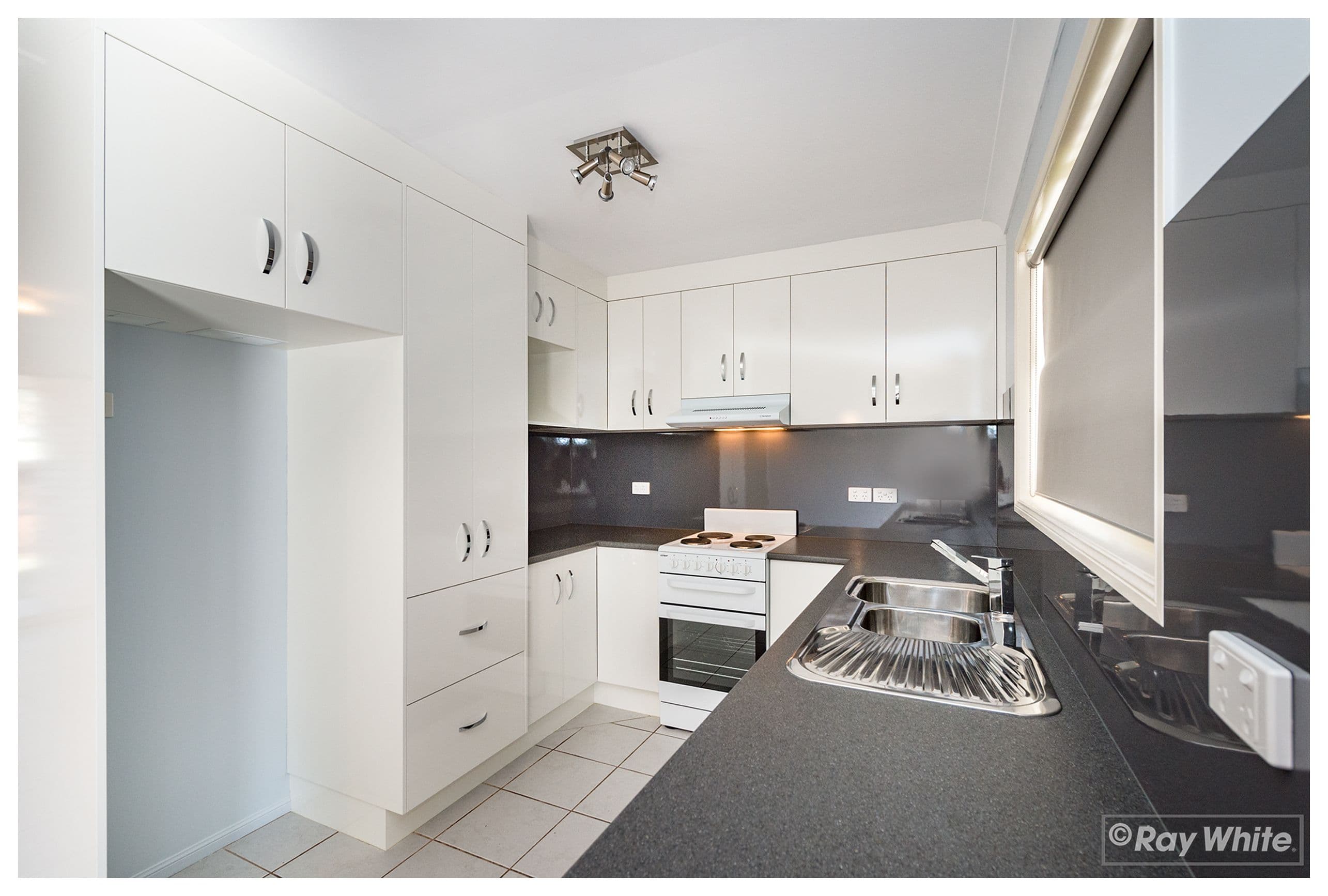 17 COL Crescent, Parkhurst QLD 4702, Parkhurst - Thumbnail 5