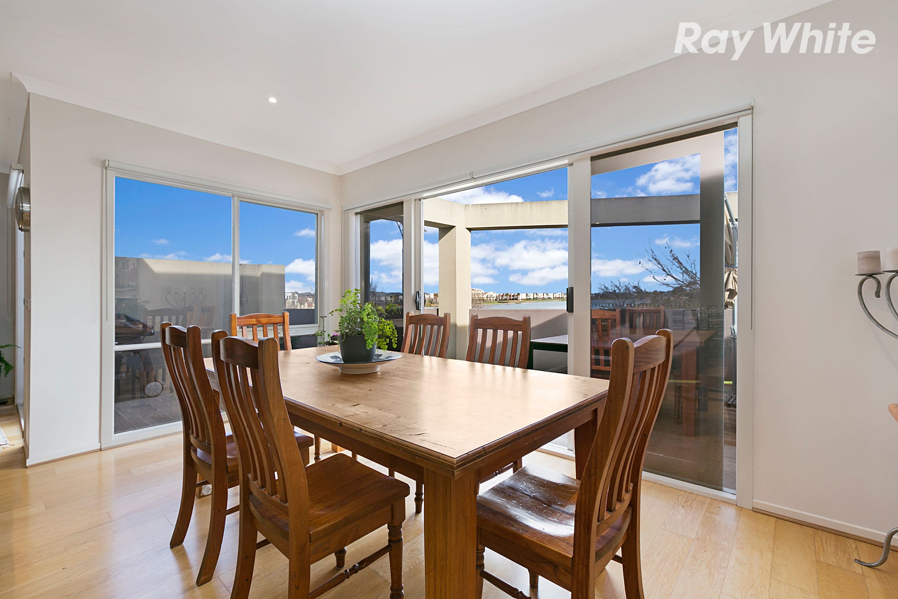 59 Lakeside Boulevard, Pakenham VIC 3810, Pakenham - Thumbnail 6